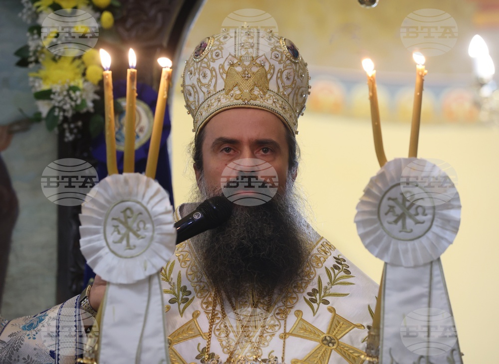 Патриаршеска св. Литургия в храм "Рождество Богородично"