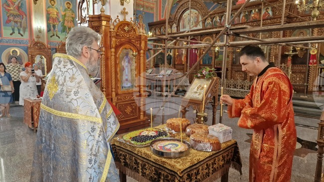 Шумен - Рождество на Пресвета Богородица - литургия