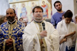 Патриаршеска св. Литургия в храм "Рождество Богородично"