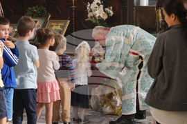 Добрич - Рождество Богородично - литургия