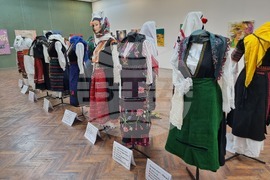 Видин - "Хубост българска" - изложба - народни носии