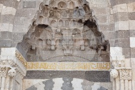 Турция - джамия „Джаджабей" - реставрация 