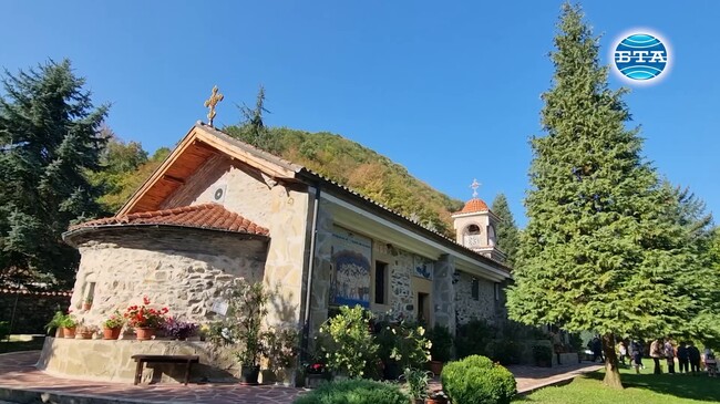 С Рождество Богородично започва новата църковна година, каза Ловчанският митрополит Гавриил във Врачешкия манастир