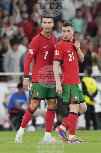 Светът скърби за Диого Жота и брат му, това е немислимо, написа Кристиано Роналдо