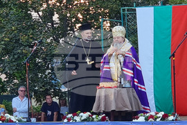 Полски Тръмбеш - Великотърновски митрополит Григорий - служба