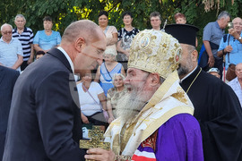 Полски Тръмбеш - Великотърновски митрополит Григорий - служба