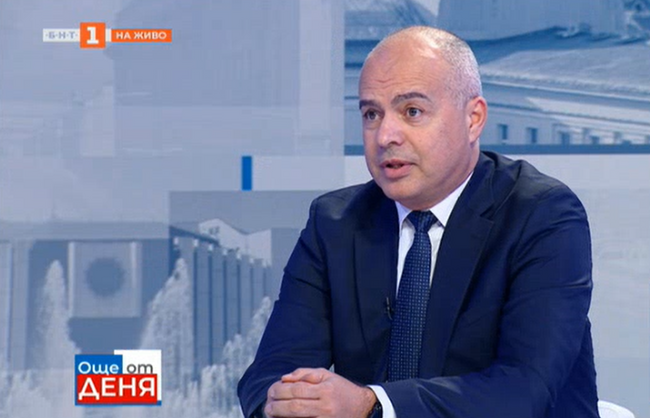 Георги Свиленски: Предложенията на БСП за 300 лв. до 4 клас и безплатни учебници до 12 клас бяха приети