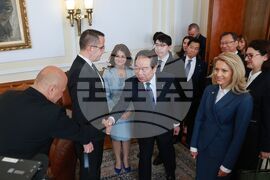 Фукуширо Нукага - Рая Назарян - среща 