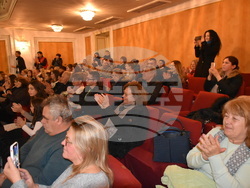 Снимка: Община Ловеч - Коледен концерт на "Пееща дъга" и Музикалната школа при Ловчанско читалище