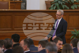 Парламент - заседание - Николай Денков