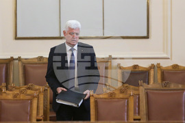 Парламент - заседание - Димитър Стоянов