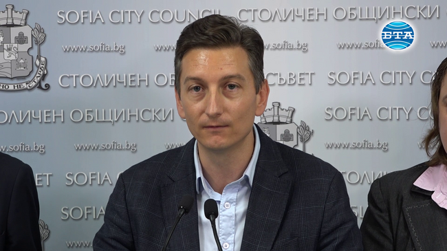 Ремонтът на ул. "Опълченска" обсъдиха граждани, общински съветници и представители на Столичната община