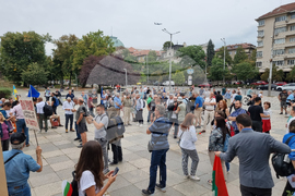 Шествие по повод 80-годишнината от преврата на 9 септември 1944 г.