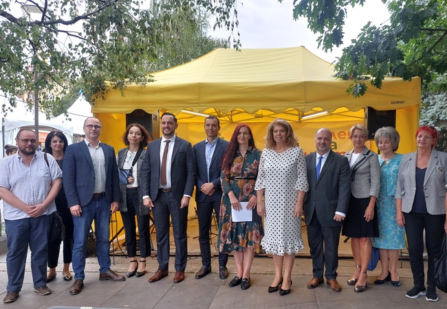 Вицепрезидентът: Четящите хора ще преборят всичко, което всява омраза, разделение и конфликти