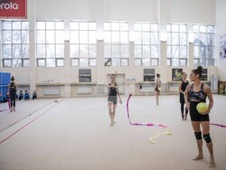 Снимка: Министерство на младежта и спорта - Весела Лечева и Иван Демерджиев направиха оглед на терена на „Раковски“ за новата зала по художествена гимнастика  