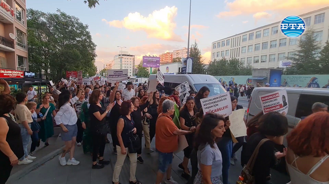 Стотици демонстранти участваха в протест в Анкара заради убийството на осемгодишната Нарин