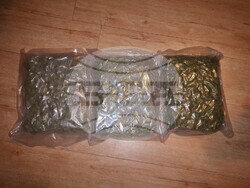 Снимка: Пресцентър МВР - Близо 2 кг марихуана иззеха при спецоперация полицаи от Трето РУ – СДВР 