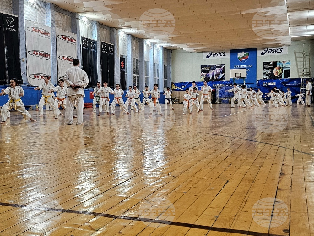 Националният отбор на България се класира на второ място на открития европейски шампионат по карате киокушин-кан