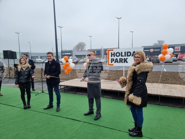 Пазарджик - търговски парк - откриване