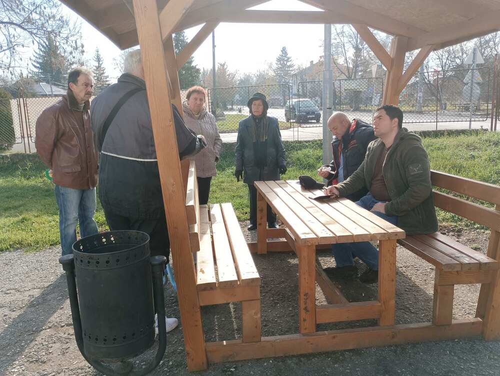 БСП-София: Николай Николов пита какви са причините за честите прекъсвания на ток в село Житен