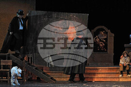 Бургас - опера - Тоска - премиера