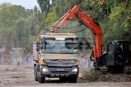 Речно корито - почистване