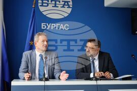 Национален пресклуб на БТА - Бургас - БТА - Бургаски свободен университет - договор