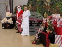 Дядо Коледа пристигна с хеликоптер на Гранична полиция