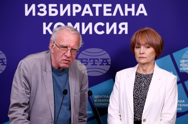 Централна избирателна комисия - брифинг - Росица Матева