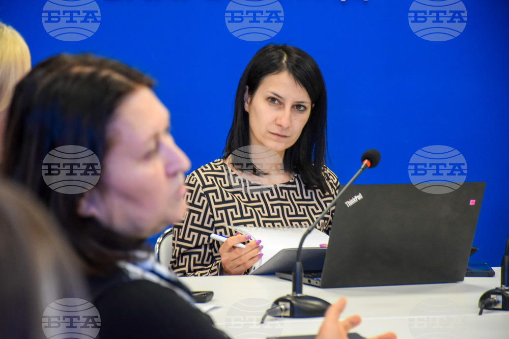 Национален пресклуб на БТА Благоевград - среща - студенти - Десислава Велкова