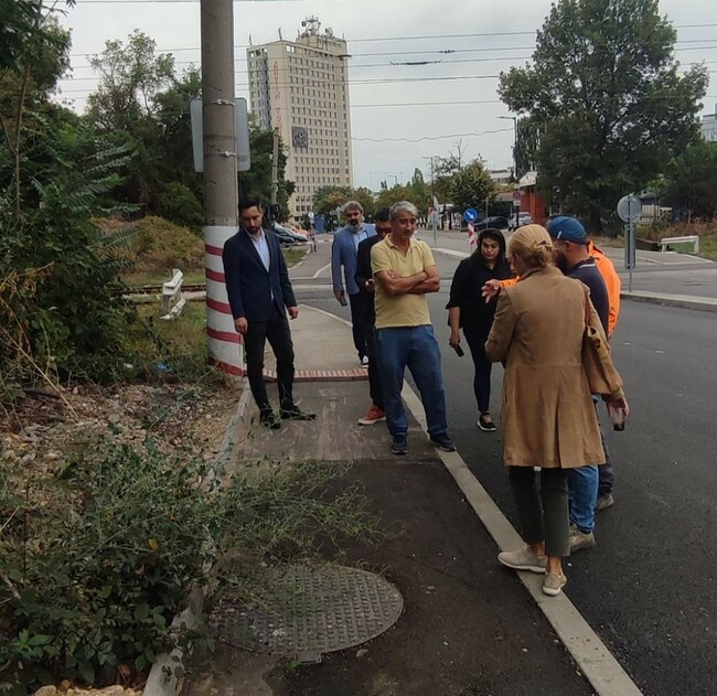 За преправяне на новоремонтирани бордюри на ул. „Йосиф Щросмайер“ настояват от групата на ПП-ДБ ("Спаси София") в Столичния общински съвет
