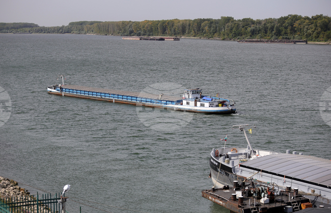 Два прага затрудняват корабоплаването в българския участък на Дунав заради ниското ниво
