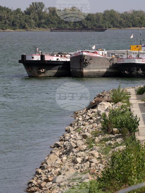 Русе - река Дунав - ниско ниво