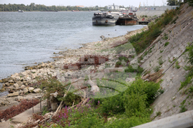 Русе - река Дунав - ниско ниво