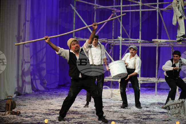 Русе - театър - премиера