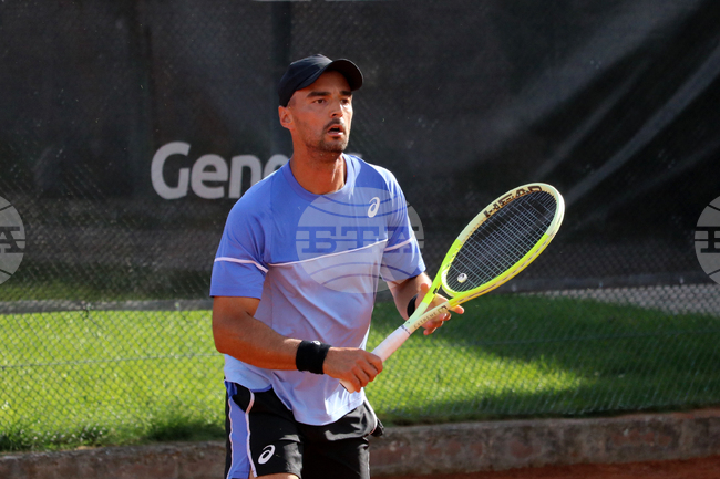 Димитър Кузманов се класира за финала на турнира по тенис във френския град Роян