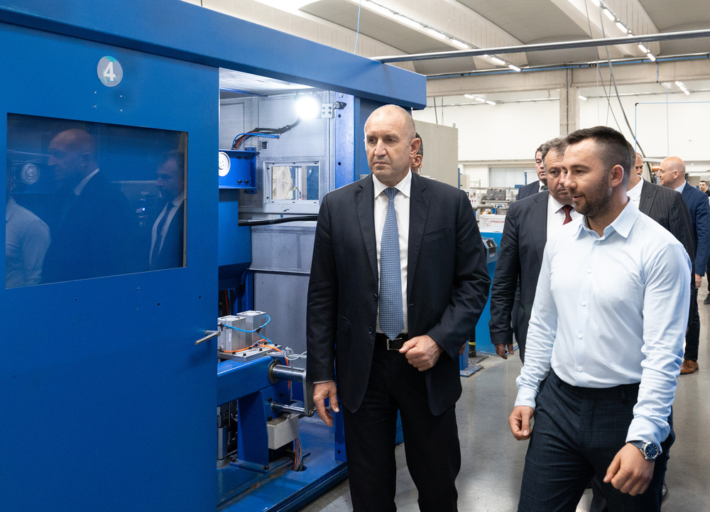 Президентът: Необходима е приемственост между институциите за реализацията на стратегическите проекти в подкрепа на иновациите и повишаване на социалния стандарт на хората