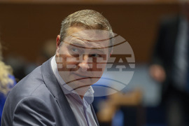 Парламент - заседание - Николай Братованов