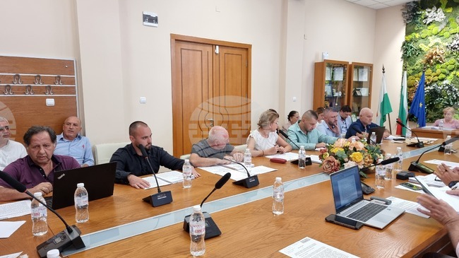 Общинският съвет в Козлодуй определи общинските мери и пасища за общо и индивидуално ползване за 2026 г.