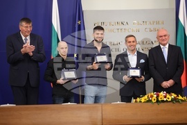 Министерски съвет - медалисти - награждаване