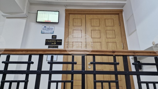 Мъж на 37 години е задържан за 72 часа след обвинение за причиняване на телесна повреда, съобщиха от Апелативната прокуратура във Варна