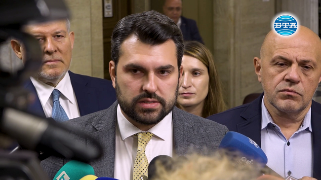  ГЕРБ-СДС влиза в предстоящия вот със съзнанието на монолитна партия, способна да бъде мандатоносител и около която да се формира мнозинство, каза Георг Георгиев