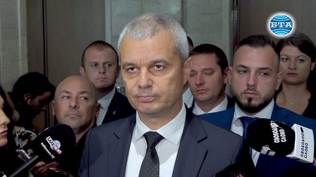 Законопроектът за чуждестранните агенти на "Възраждане" е почти едно към едно преписан от американския такъв закон, посочи Костадин Костадинов