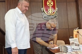 Хасково - „История на футбола в град Хасково от 1916 до 1949 г.“ - книга - представяне