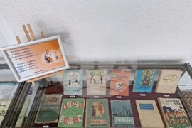 Разград - изложба - библиотека