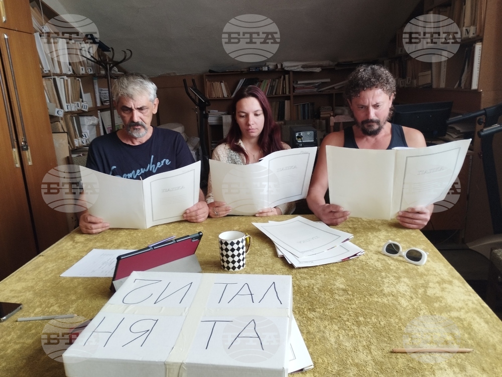Ямболският драматичен театър "Невена Коканова" започна репетиции на ново заглавие – поетичен спектакъл "Читалнята"