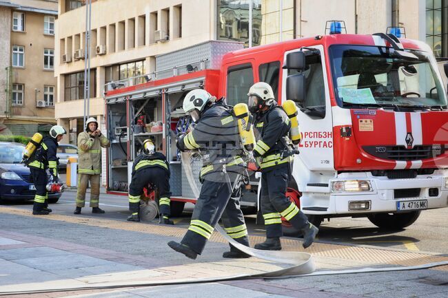 Бургас - Седмица на пожарната безопасност - демонстрация