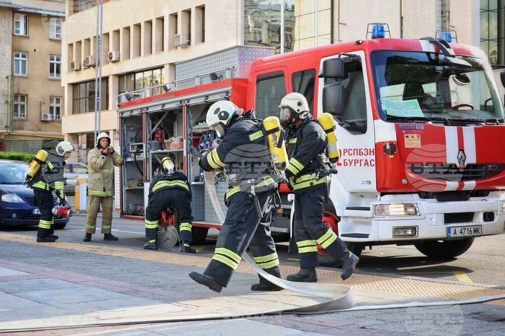 Бургас - Седмица на пожарната безопасност - демонстрация