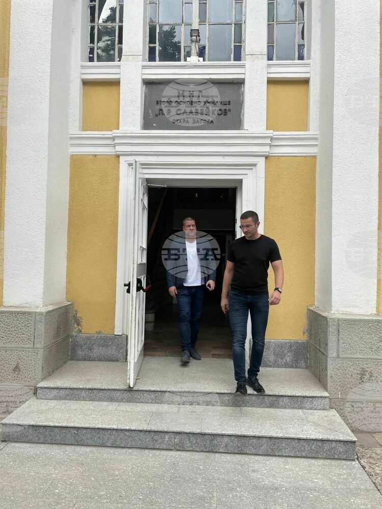 Община Стара Загора: Приключи ремонтът за близо 200 хил. лева на покрива и класни стаи във Второ ОУ в Стара Загора