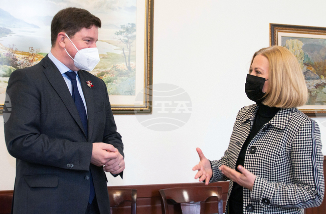 Надежда Йорданова - Роб Диксън - среща